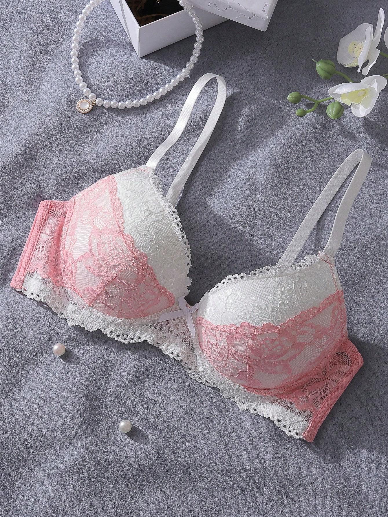 Pink and White Lace Patchwork  - Underwire Bra Padded avis et prix